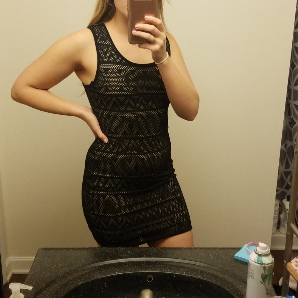 Dress - Picture 4 of 4